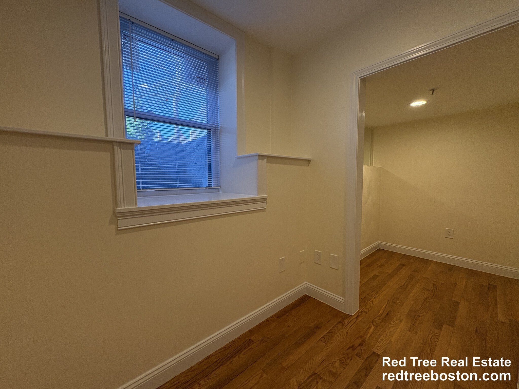 Building Photo - 1801 Beacon St