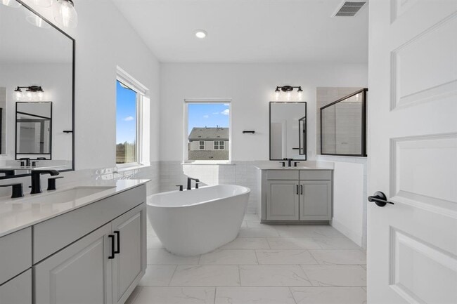 Building Photo - 5902 Rangeland Rd