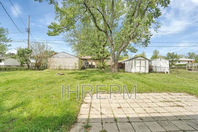 Building Photo - 6295 Faircrest Rd
