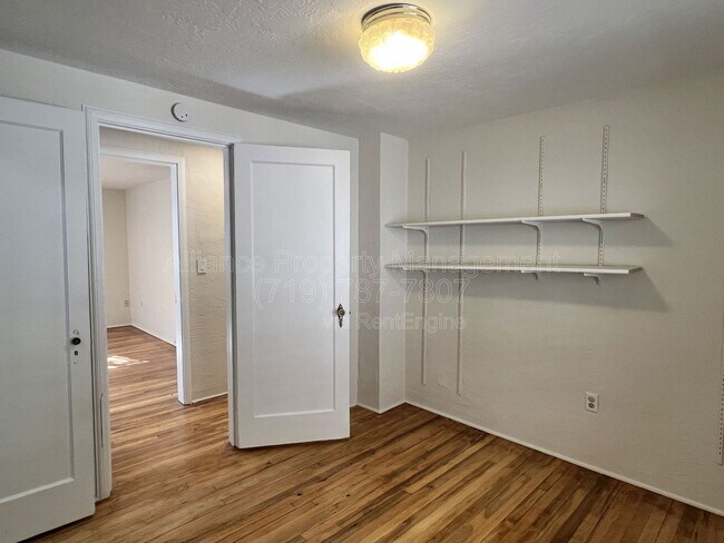 Building Photo - 322 Farragut Ave