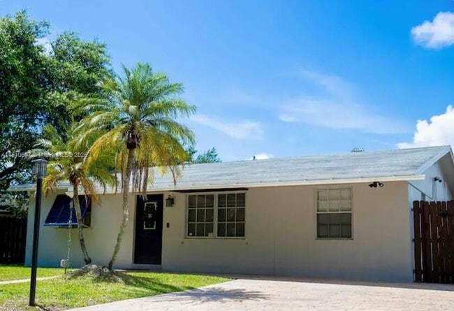 Building Photo - 7650 Northwest 33rd Street