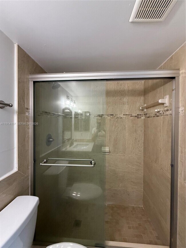 Building Photo - 13250 SW 4th Ct