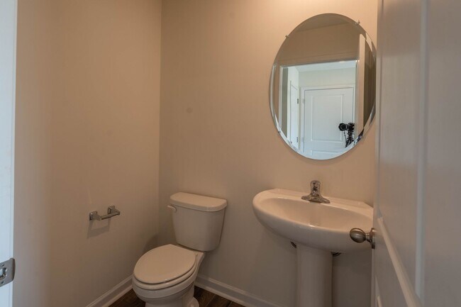 Building Photo - Newly built 3 bedroom and 2.5 bath home with garage.