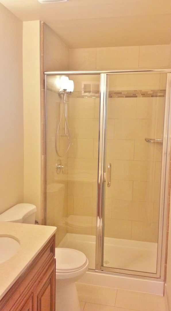 Building Photo - UPDATED LARGE 1500 sq/ft 3BR/2BA Cherry Ch...