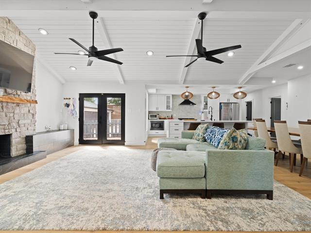Building Photo - 3936 Cedar Bayou Dr