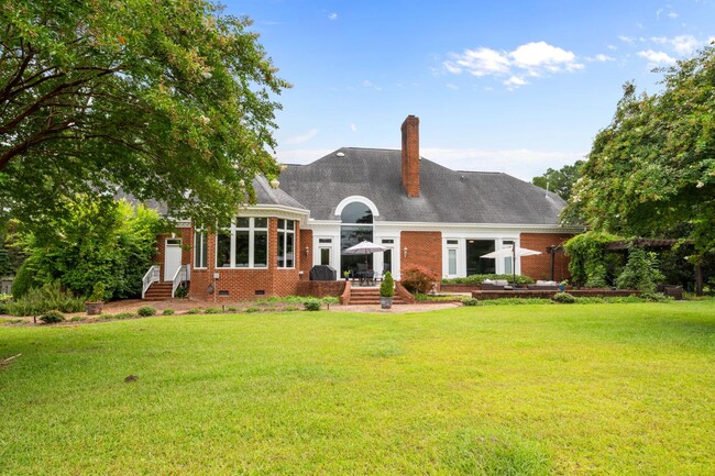 Building Photo - 450 Cox Rd