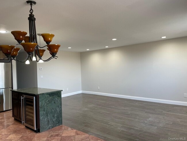 Building Photo - 205-30 Brian Crescent