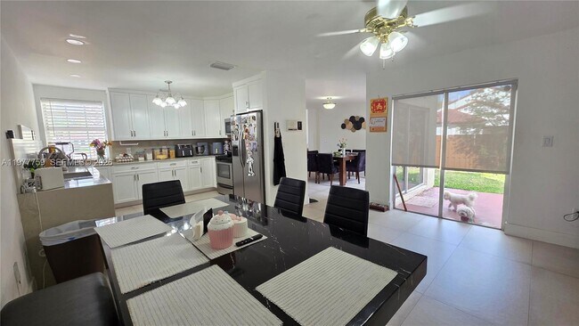 Building Photo - 15856 SW 112th Terrace