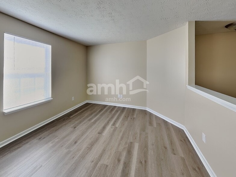 Building Photo - 2266 Boneset Dr