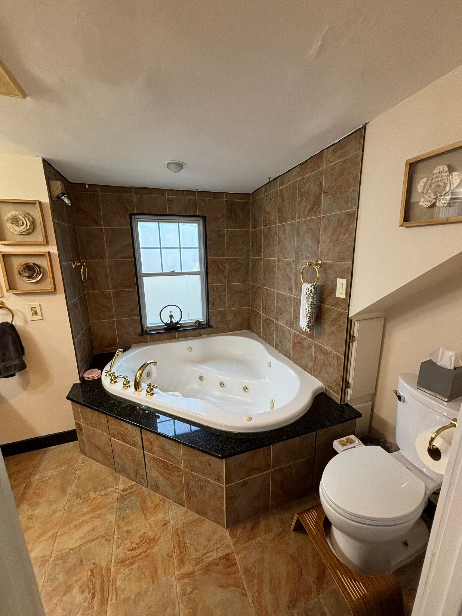 Building Photo - 37 Farquhar St