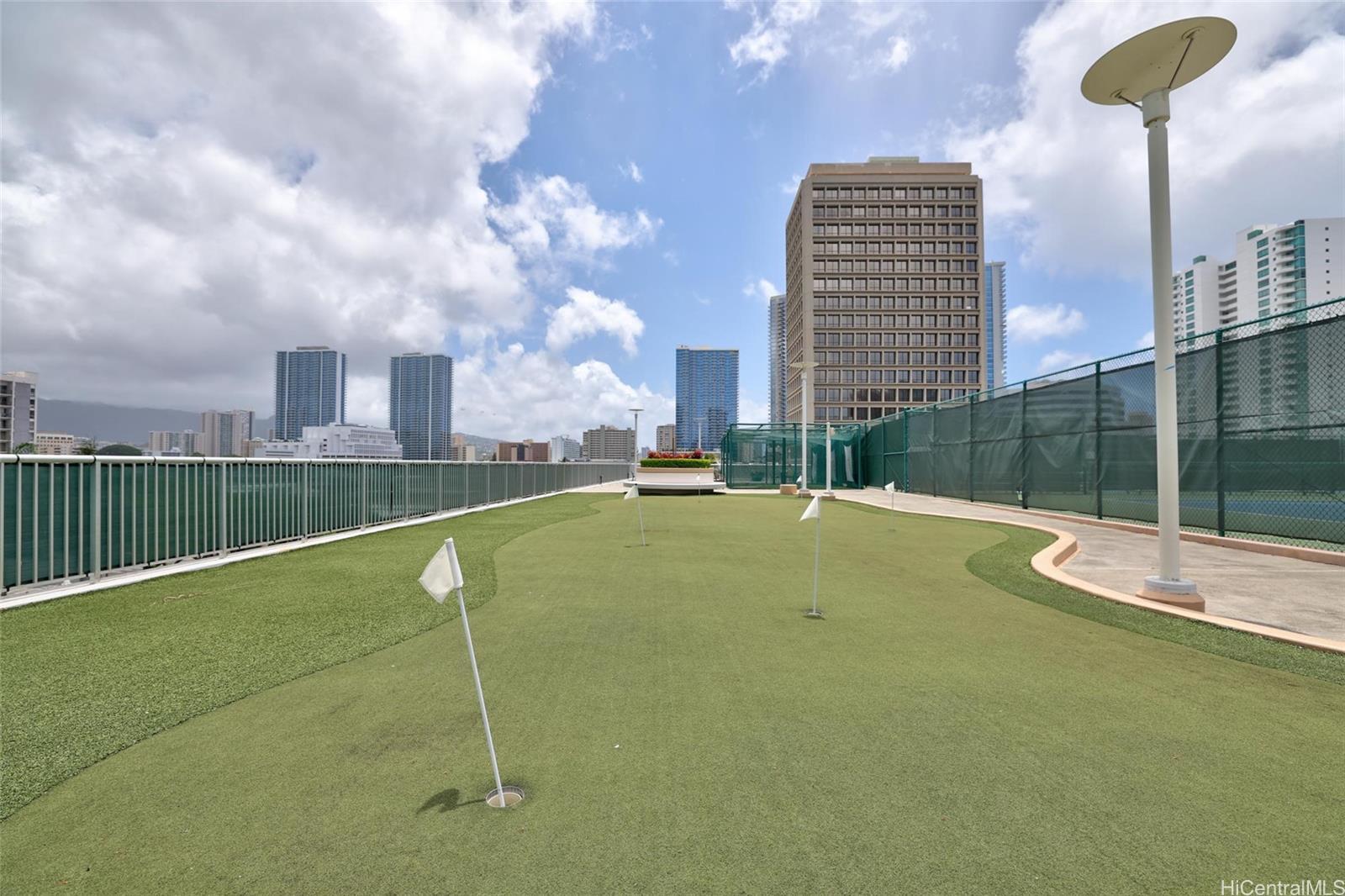 Building Photo - 1296 Kapiolani Blvd