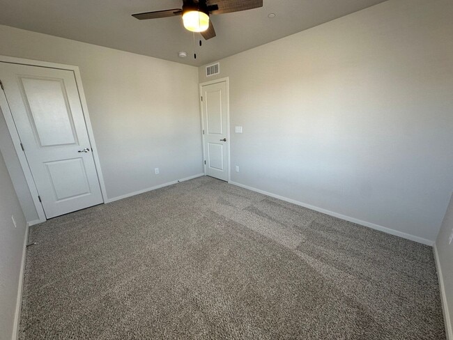 Building Photo - 4888 Denys Dr.