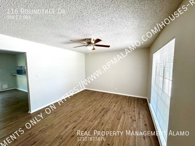 Building Photo - 116 Roundtree Dr-