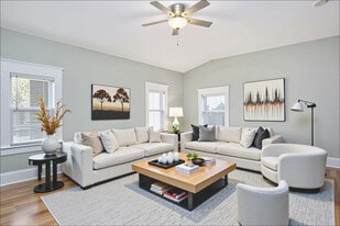 Building Photo - 1209 Pine St