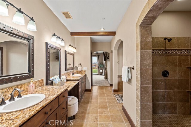 Building Photo - 34670 Santa Rita Rd