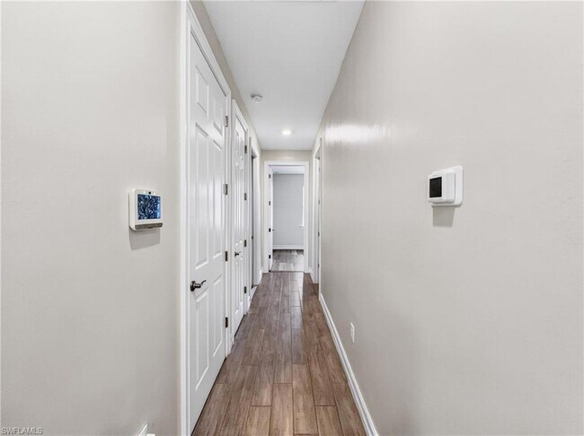 Building Photo - 1078 Rolling Brk Ln