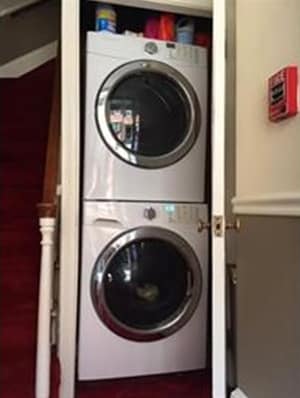 Building Photo - 100 Revere St