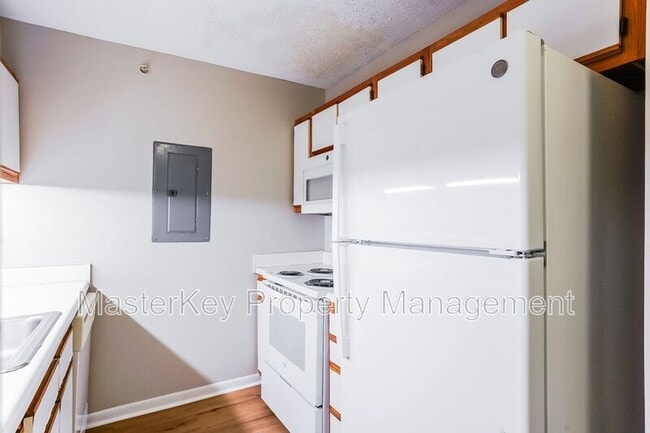 Building Photo - 1351-301 Crab Orchard Dr