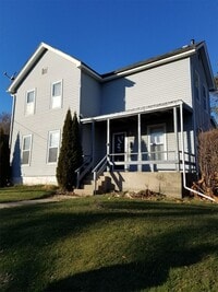 Building Photo - 734 E Shawnee St