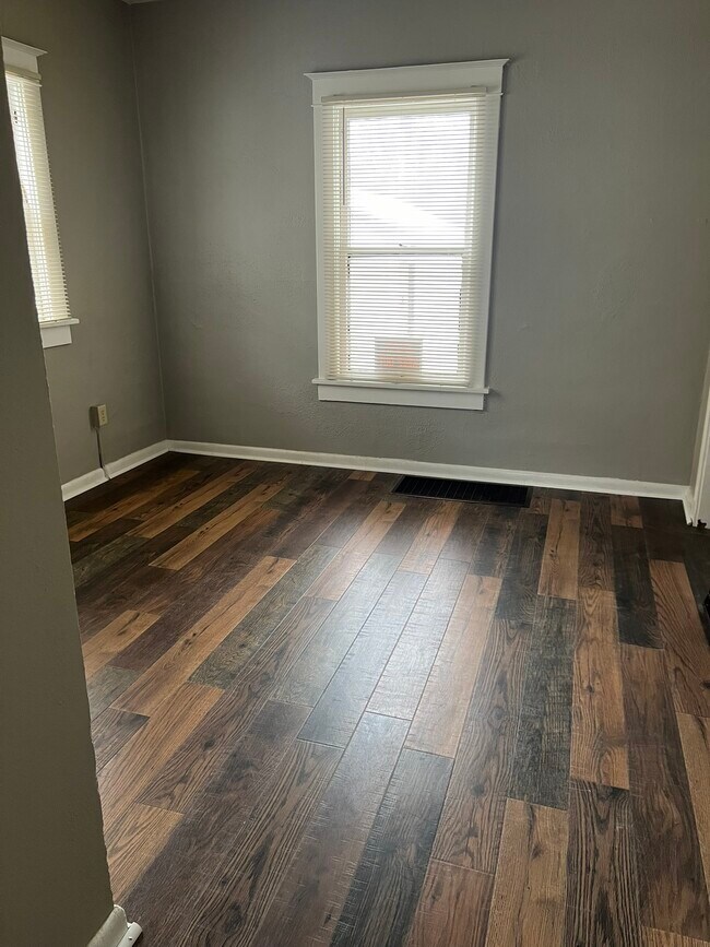 Building Photo - 305 N Indiana Ave