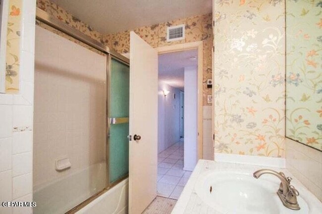Building Photo - 8804 Cosmos Ave