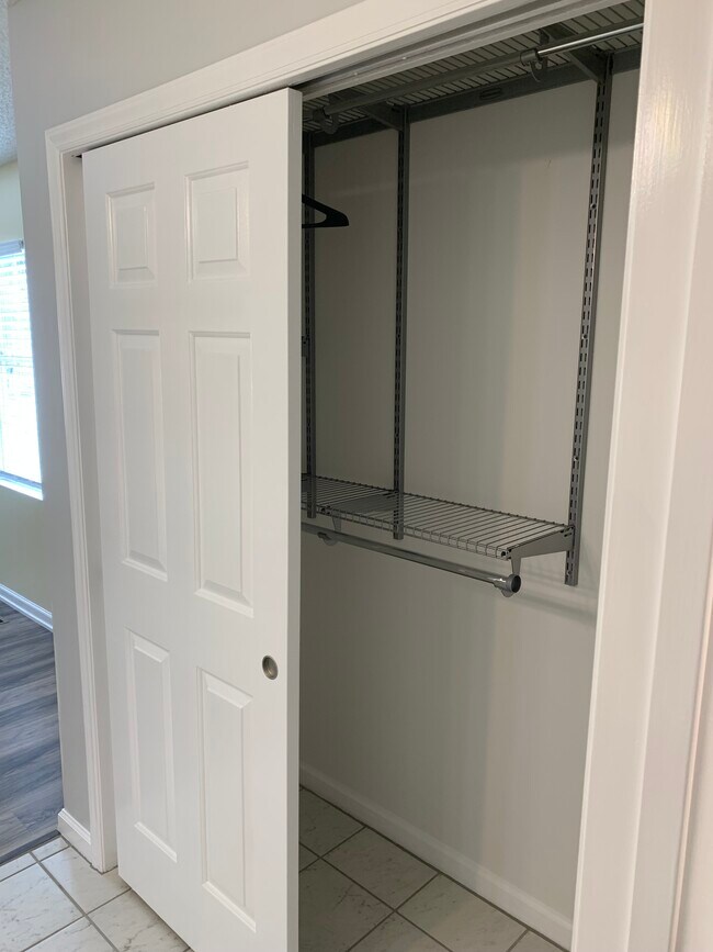 Master Closet - 106 Whitaker Ct