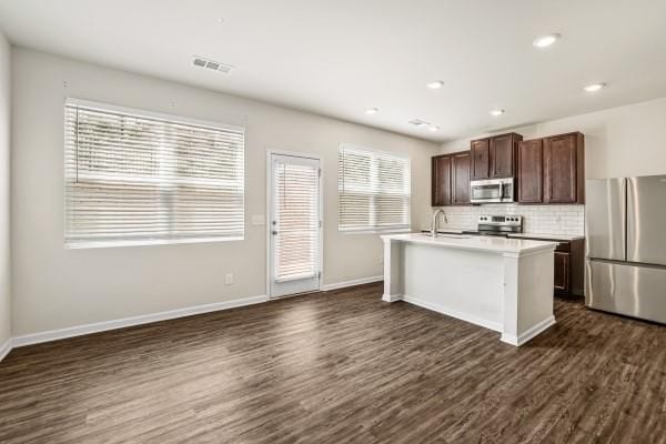 Building Photo - 292 Whitetail Cir