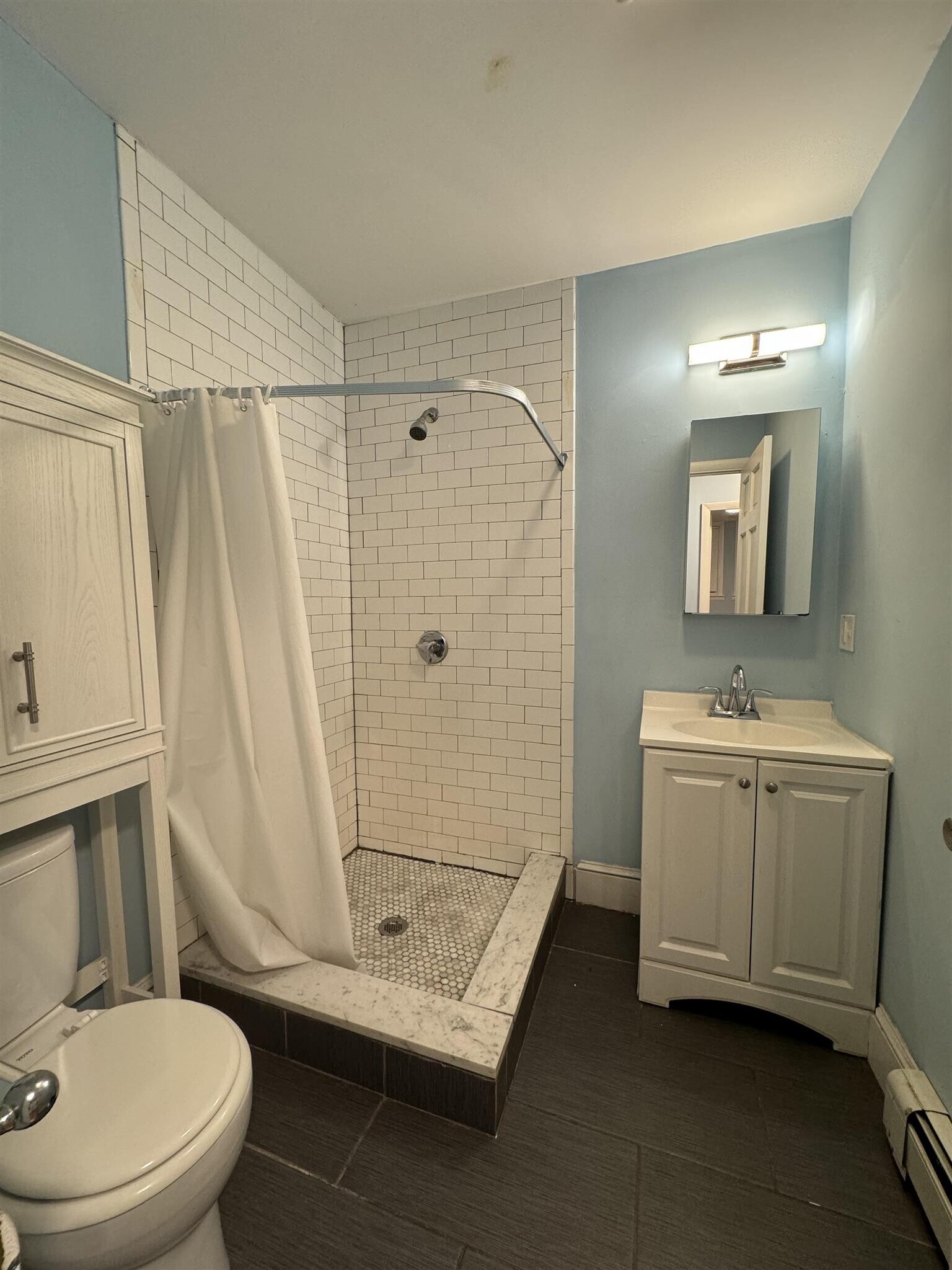 Building Photo - 68 Beacon St