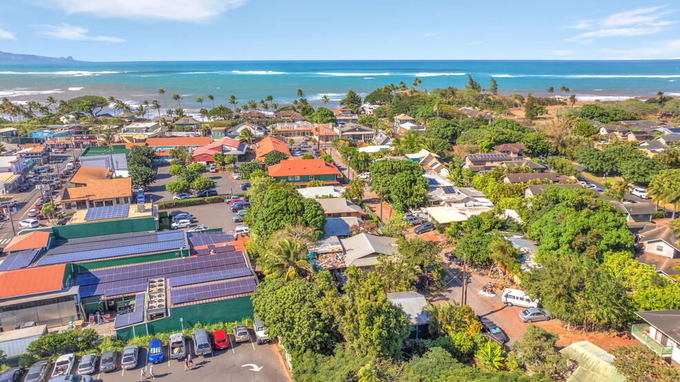 Paia Town - 52 Luna Ln