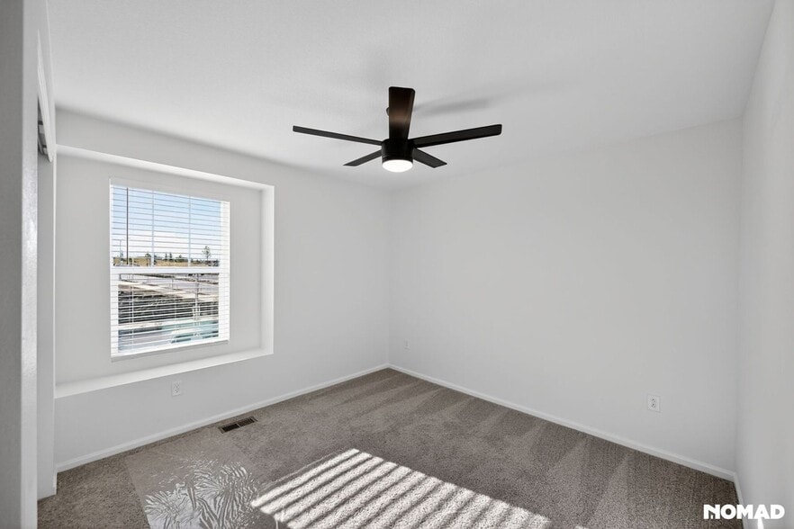 Building Photo - 5210 N Denali Blvd