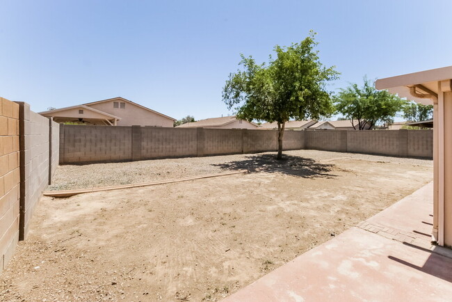 Building Photo - 1191 E Desert Moon Trail