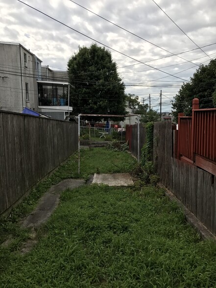 Building Photo - 520 S 14th St