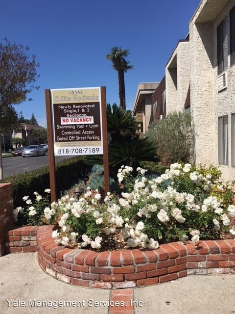 Building Photo - 18355 Collins St