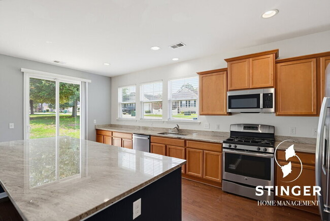 Building Photo - 2 Congaree Way