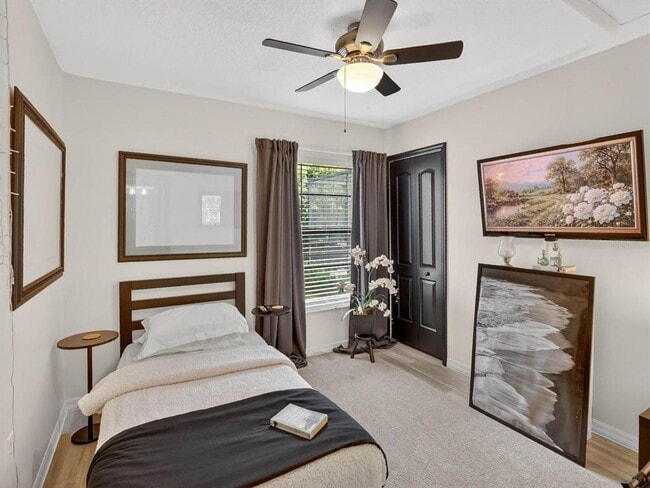 Building Photo - 357 Waterford Cir W