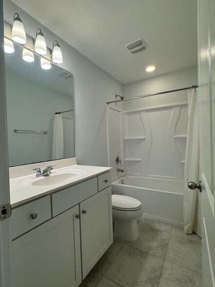 Building Photo - 11160 Minnetta Ct