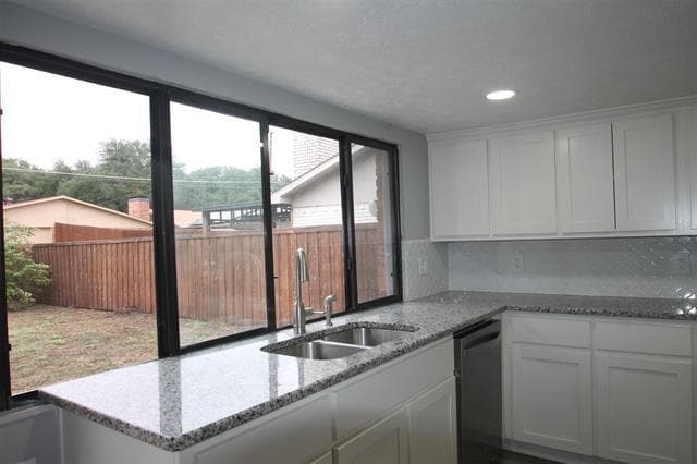 Building Photo - 961 Mossvine Dr