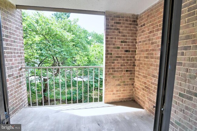 Building Photo - 1580 Moorings Dr