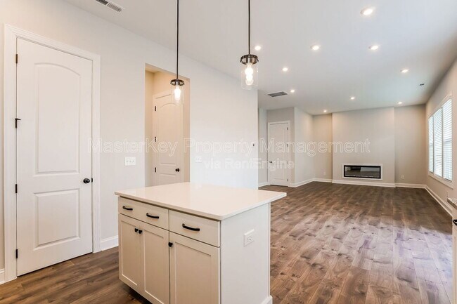 Building Photo - 360 Murray Grey Ln