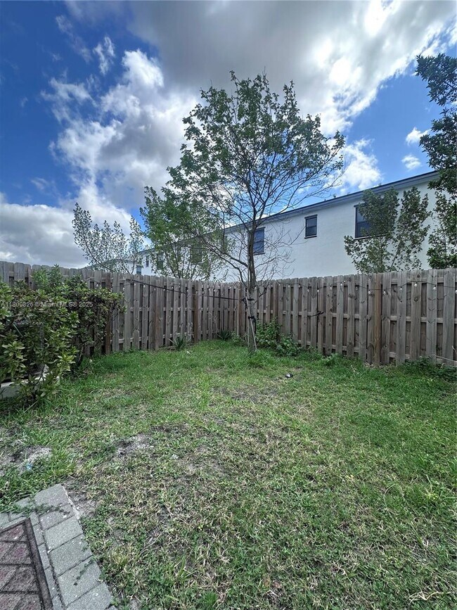 Building Photo - 28707 SW 133rd Pl