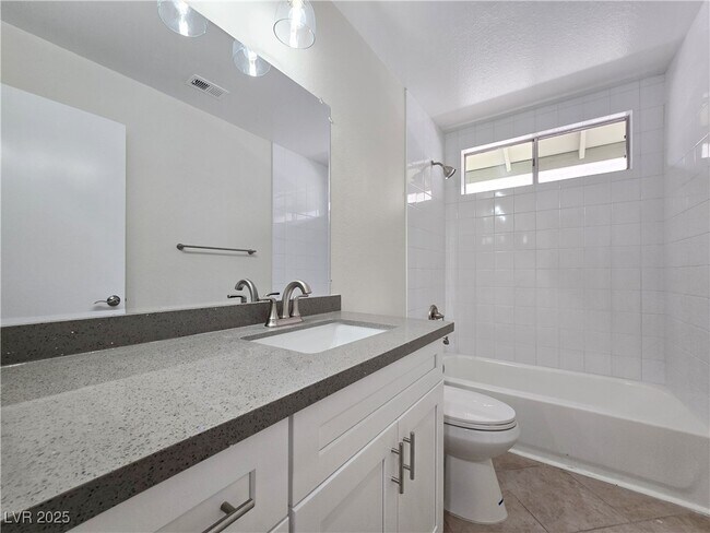 Building Photo - 908 Coral Isle Way