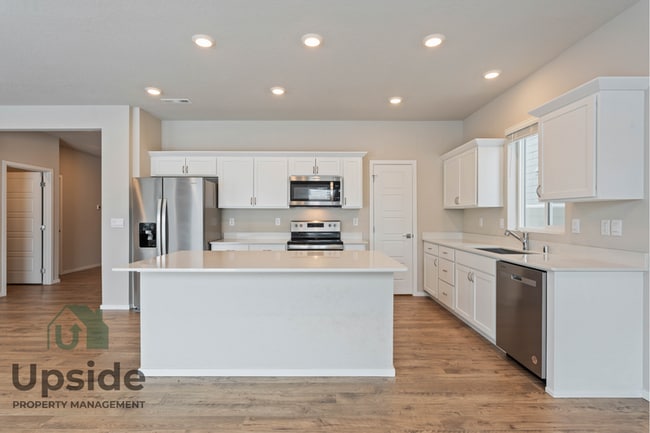 Building Photo - 20601 E Mdw Spg Lp