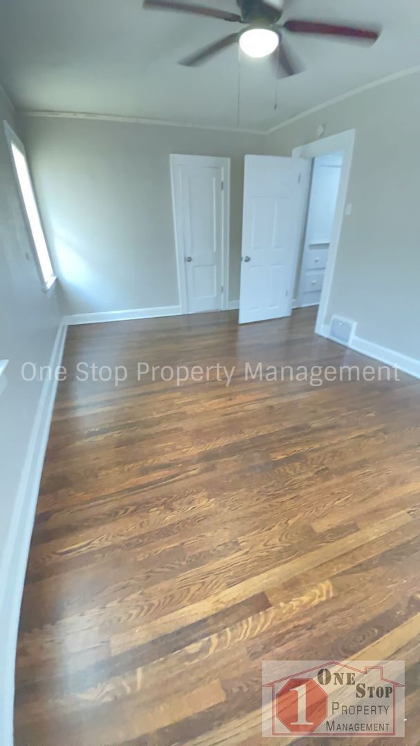 Building Photo - Beautiful 3 Bedroom 1.5 Bathroom Home in K...