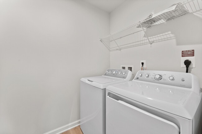 Building Photo - 6461 Election Ave