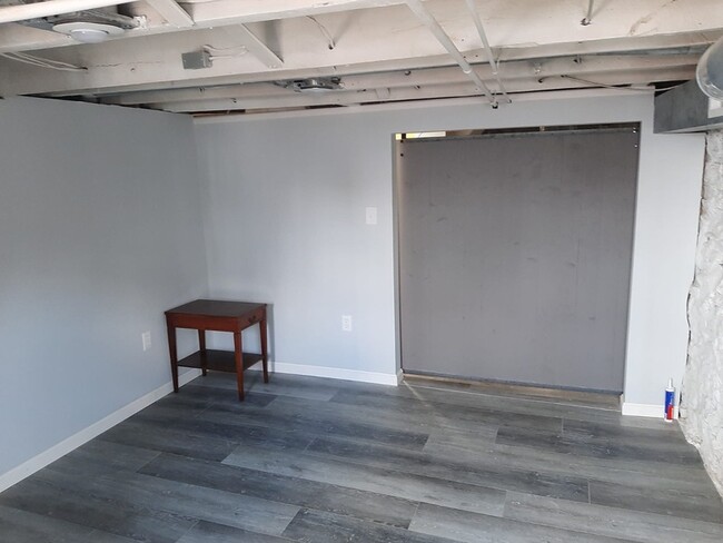 Building Photo - 3507 Elm Ave