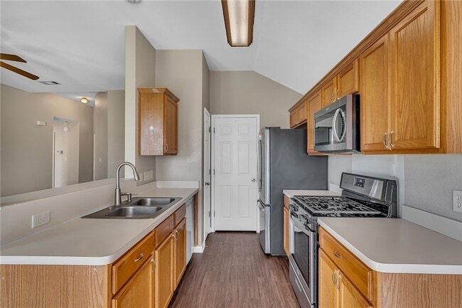 Building Photo - 3715 Westfield Dr