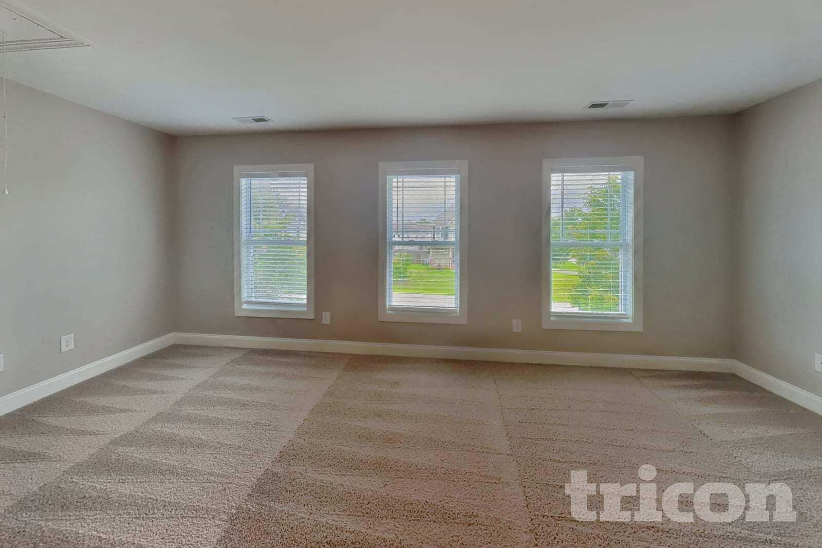 Building Photo - 70 Hilldebrant Dr