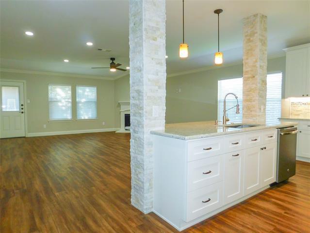 Building Photo - 4605 Dogwood Dr