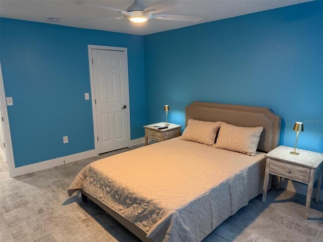 Building Photo - 5575 Gulf Blvd