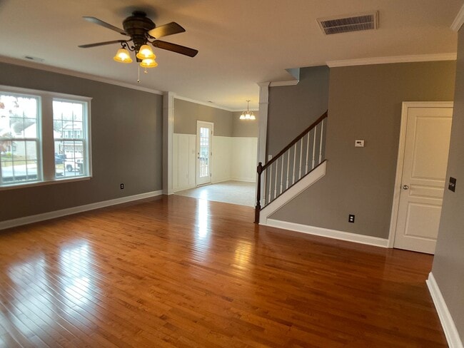 Building Photo - 300 Large Oak Ln